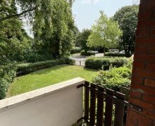 Blick vom Balkon Kompakt & gefragt: 1-Zimmer mit
Balkon/Loggia - ruhige Lage